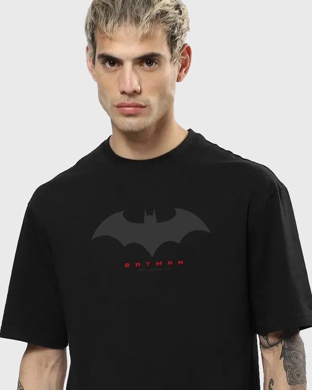 black t shirt